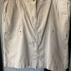 NWOT never worn Jones New York Sport beige corduroy skirt. Zip front has slit